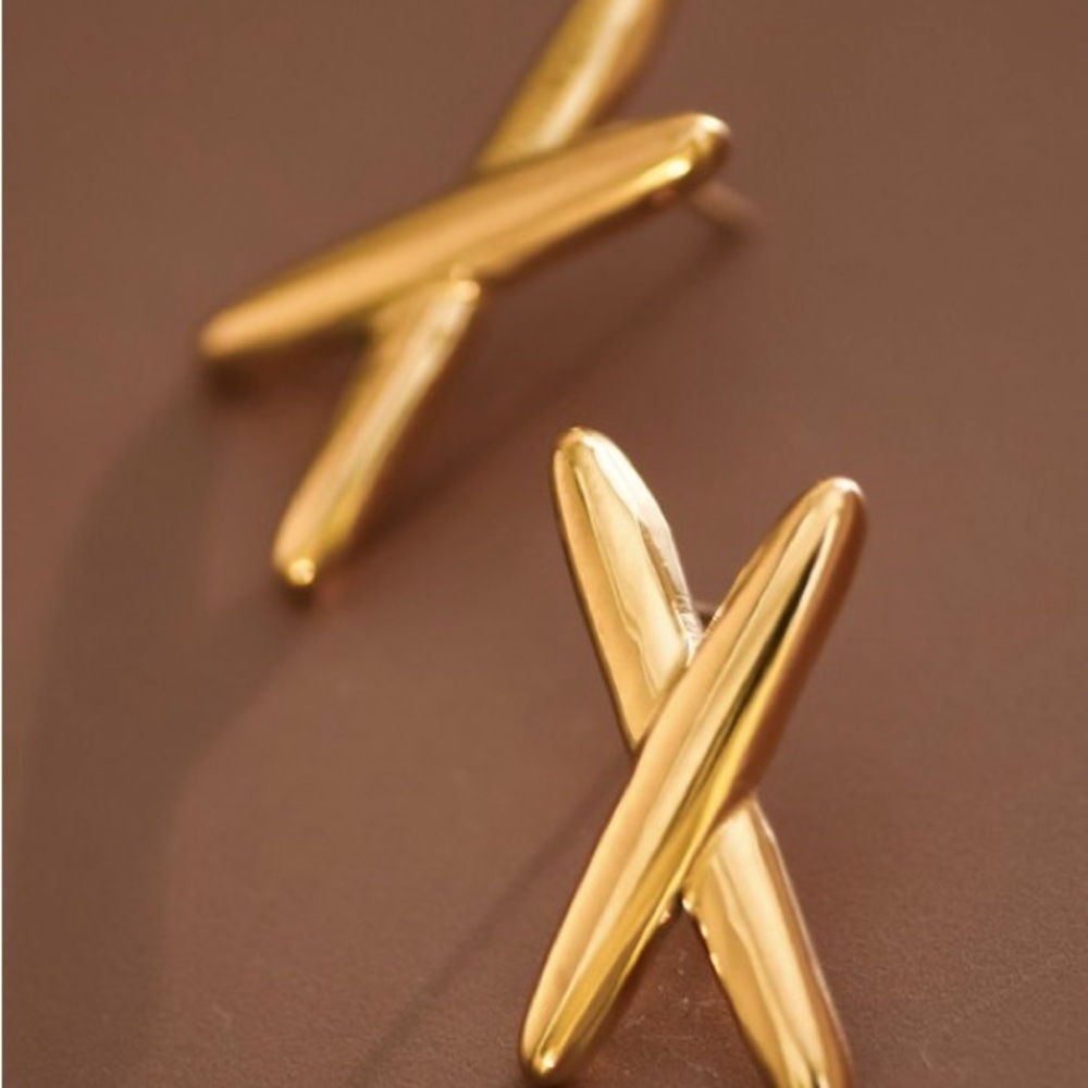 18K Gold X Earrings (2015) - Picture 4 of 6